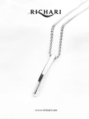 Richari Sleek Silver Bar Pendant
