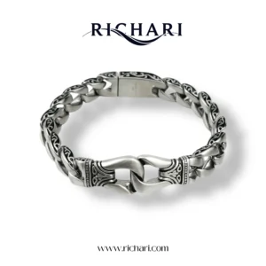 Richari Signature Engraved Link Bracelet