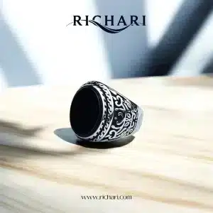 Richari Royal Black Onyx Signet Ring